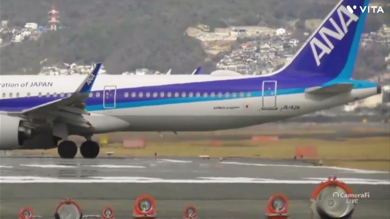 千里川土手からの離陸20連👍😊(ライブ配信からの切取り)　#伊丹空港 #千里川土手#ふるさとジェット　2026.03.15