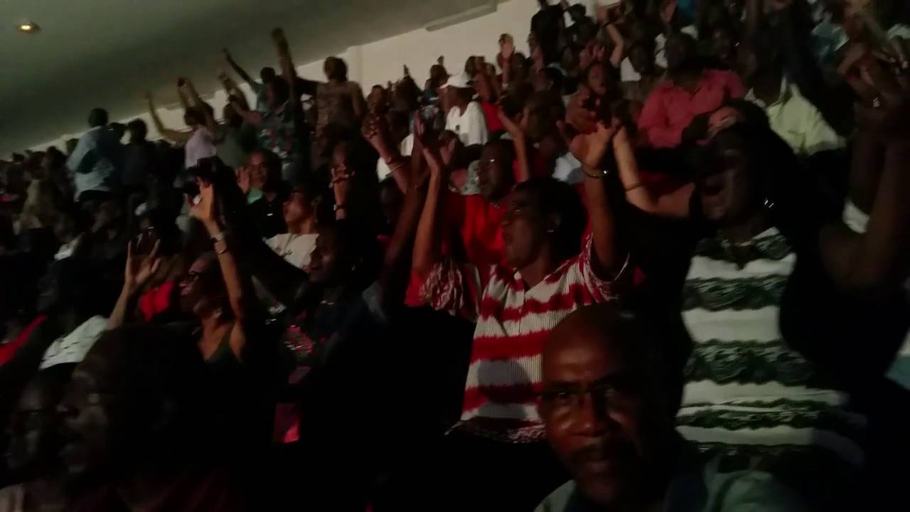 Magnum Band _ La Foi  Live Palais des Sports Guadeloupe - Haitianbeatz.com