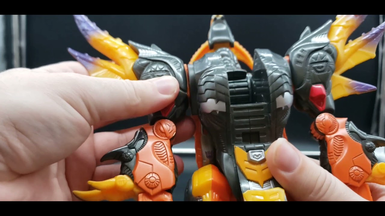 Retro review: Transformers Cybertron Scourge
