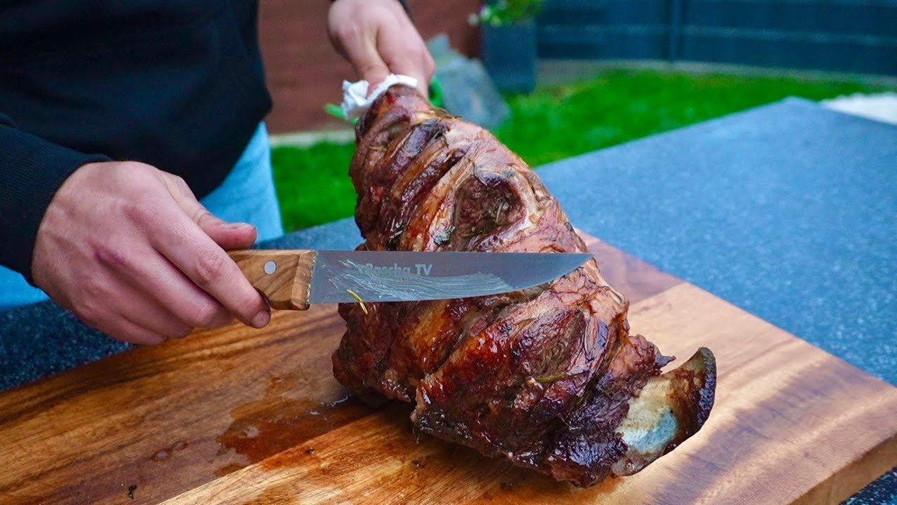 Ganze Lammkeule im Tandoor gegrillt (100% SAFTIG)