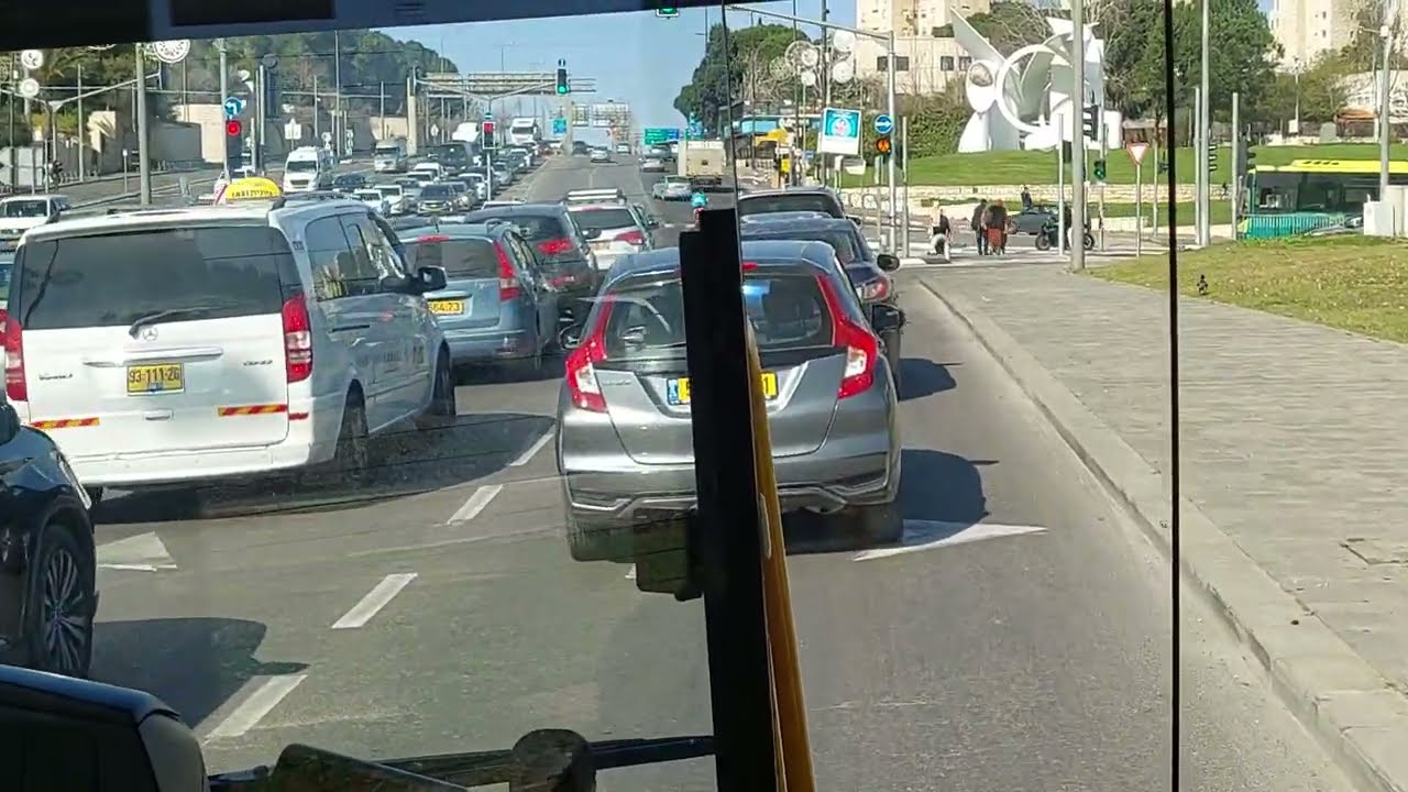 נסיעה בירושלים-ממטה הארצי לנווה יעקב דרך שד' משה דיין