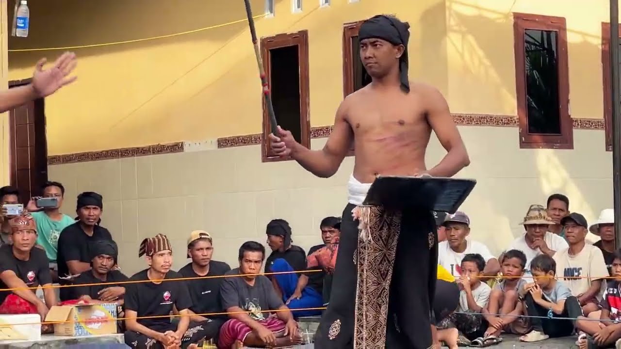 GUNTUR TENGGER VS PANGERAN PEJANGGIK // PERESEAN DESA SELEBUNG REMBIGA