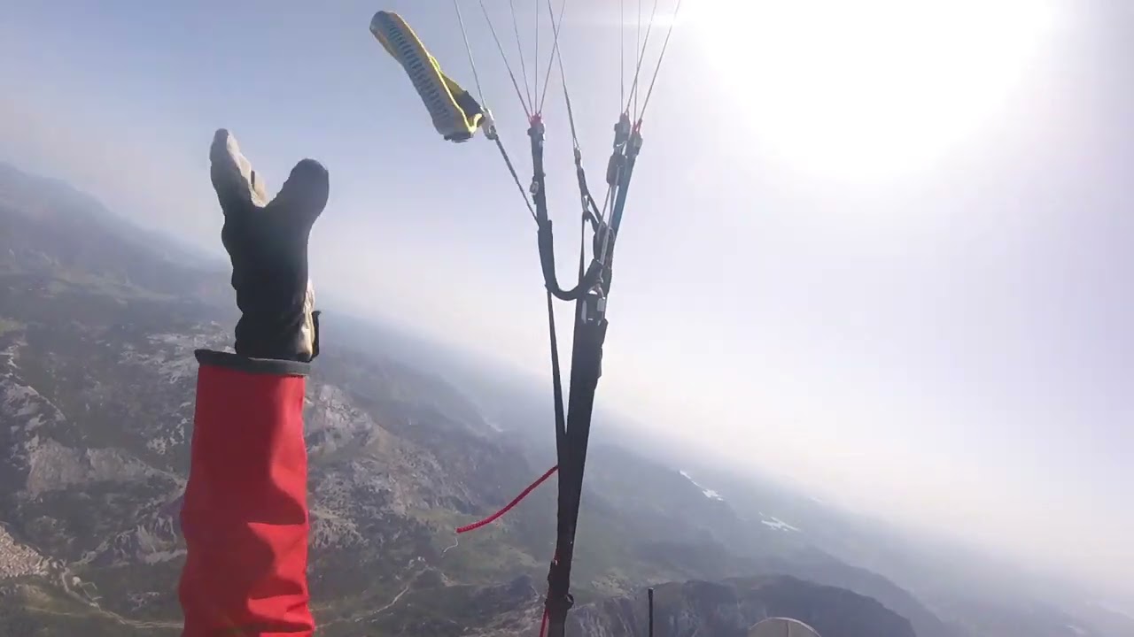 Vuelo en Parapente por la Sierra de Grazalema