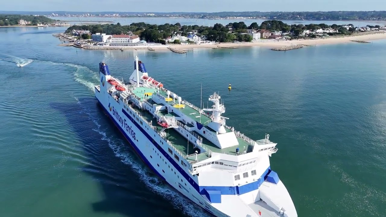 DJI Mini 4 - Poole Harbour - Sandbanks (& Ferries) - Studland - 18 June 2025