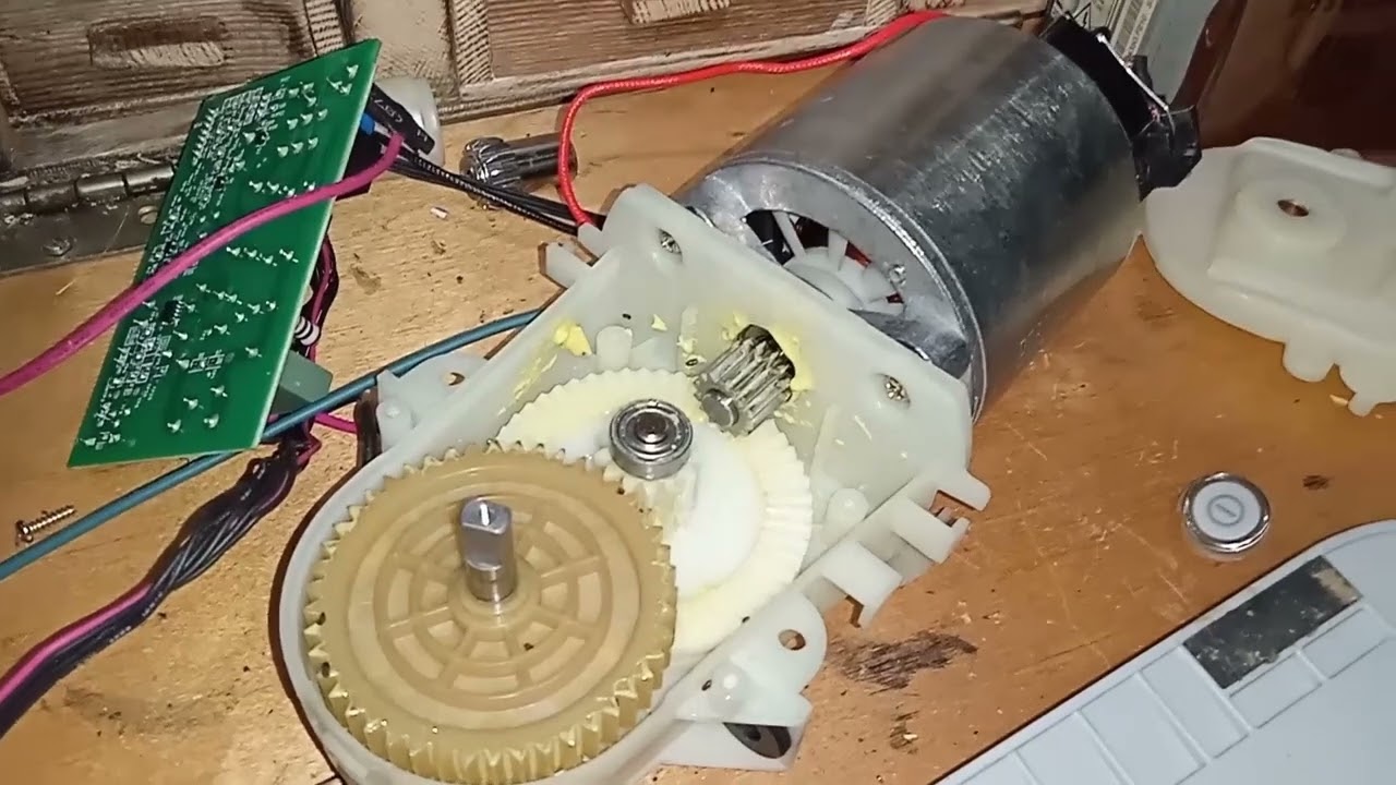 Обзор соковыжималки Philips HR1945