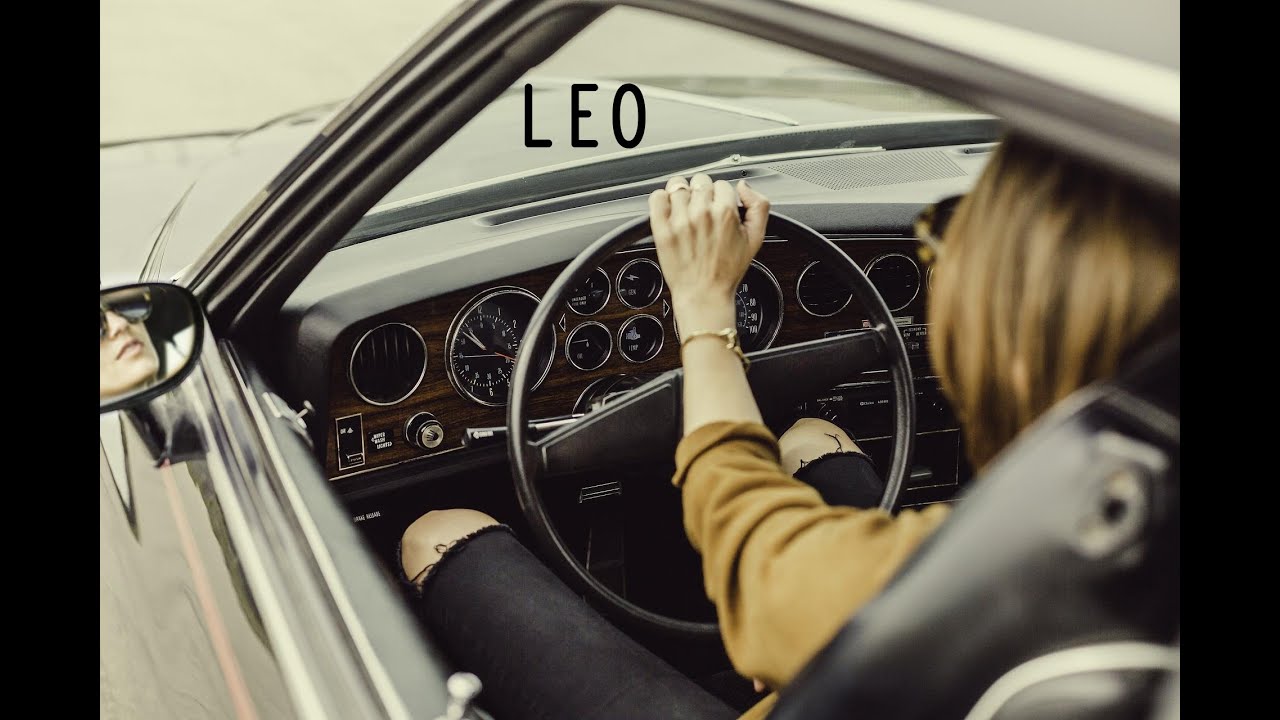 LEO ♌️ The Runner. The Blamer. The Fool. AUGUST 2022 TAROT