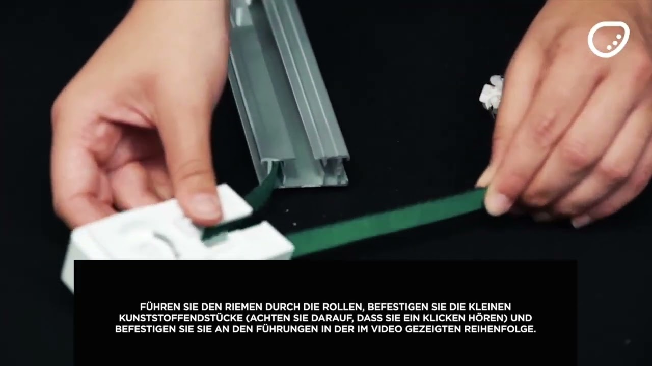MONTAGE DER MOTORISIERTEN ABALON-VORHANGSCHIENE MIT WINKEL - MITTIGEÖFFNUNG