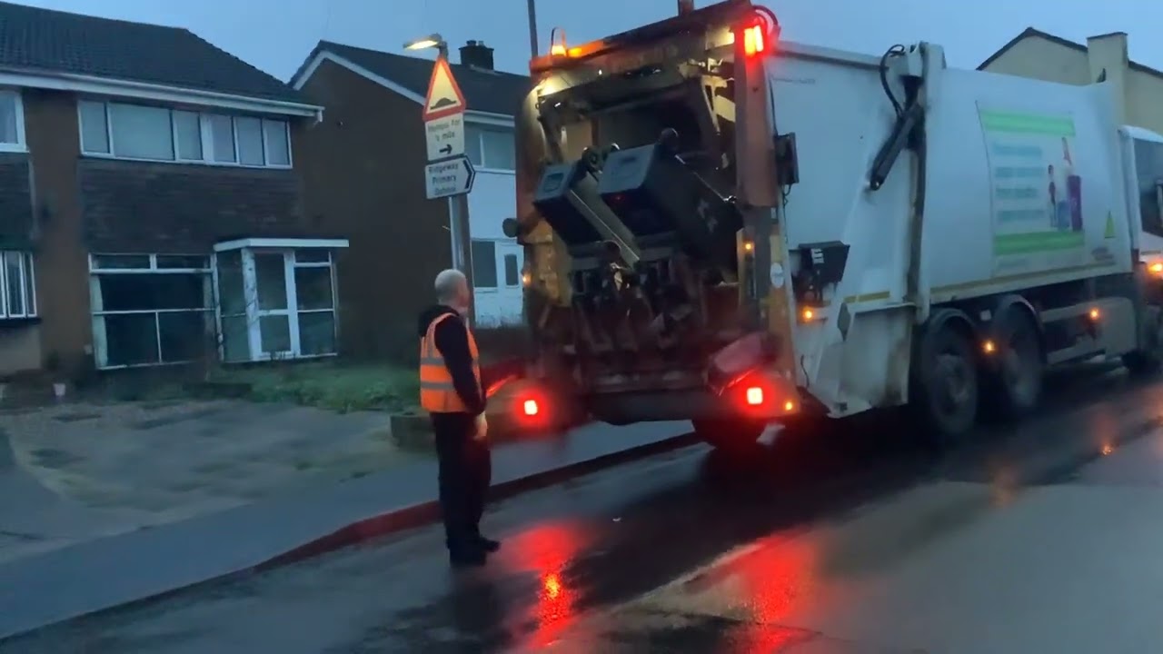 Saturday collection Mercedes Benz bin lorry on General waste NMA  *please read Description