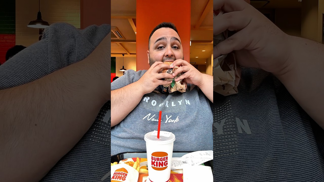 JAPONYADAKİ BURGER KING FIYATLARI NASIL? NEDEN ERKEK TUVALETİ YOK? ucretsiz #reklam #shorts