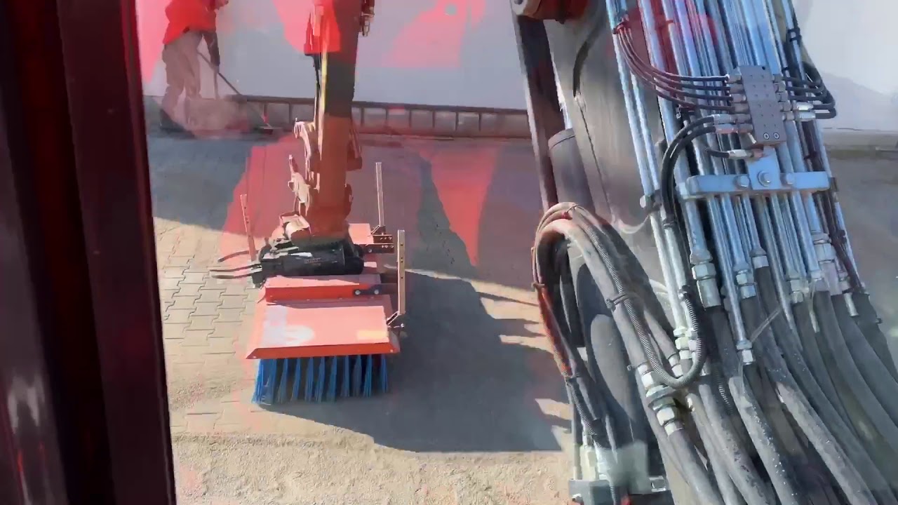 Eurocomach ES60TR with Tuchel Sweep and Kinshofer NOX   Excavator Sweeping