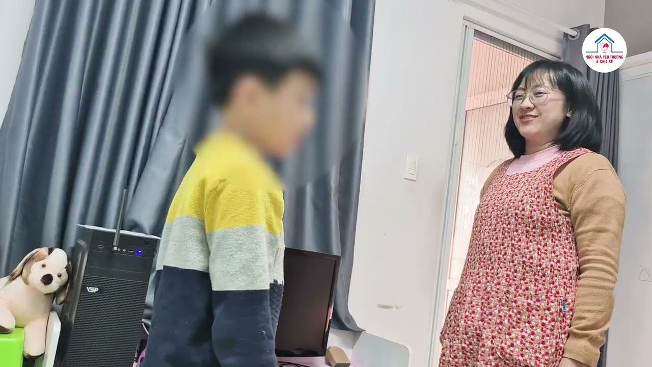 [Case study tự kỷ] C vận động trong nền nhạc bài: Aram Sam Sam