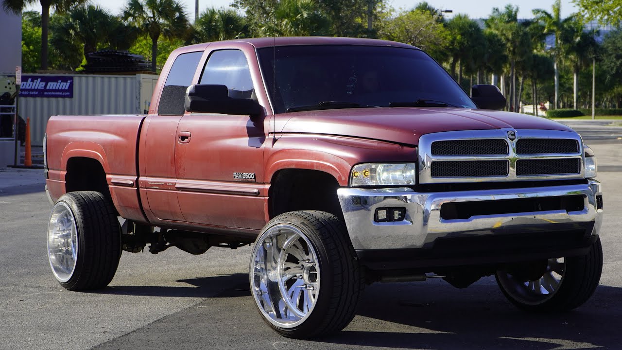 We built a sick 2nd Gen cummins