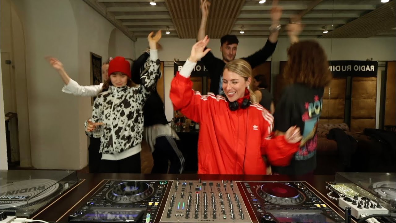 Emma B | Radio Rudina