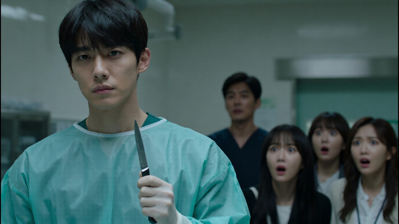 They Chose the Fake Son Over Him — Then He Returned as a Genius Surgeon