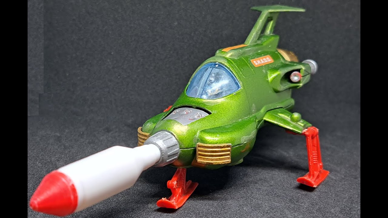 Dinky Die Cast UFO Interceptor Model 351 with Repro box -  Retro Toy Review