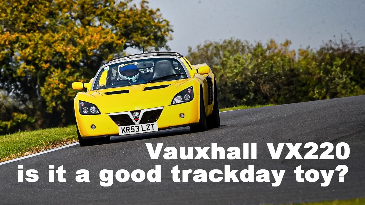 Станет ли Vauxhall VX220 Turbo идеальным автомобилем для трек-дня? Снеттертон, 2020