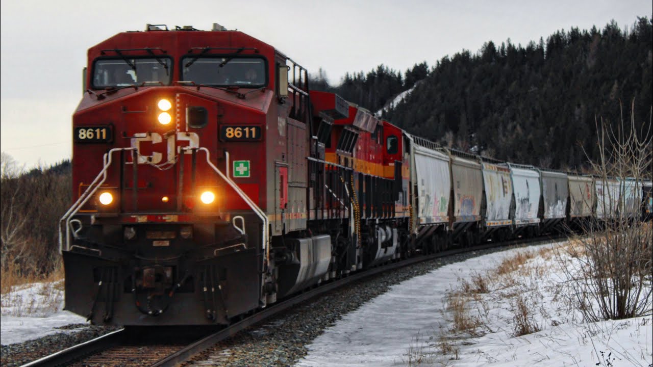 Mechanical bell on AC4400CW! CP Grain train Westbound at Edworthy Park on the Laggan subdivision.
