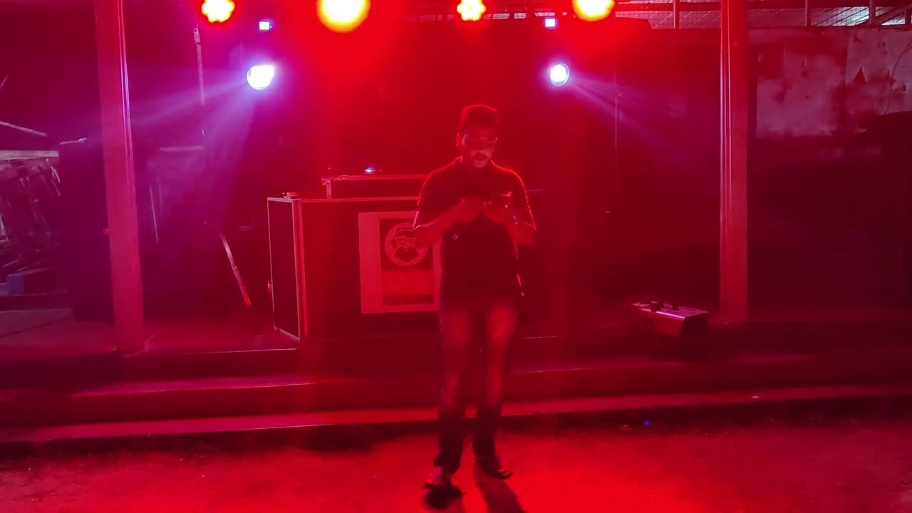 obagawa mama innemi - live performed by Malith Perera