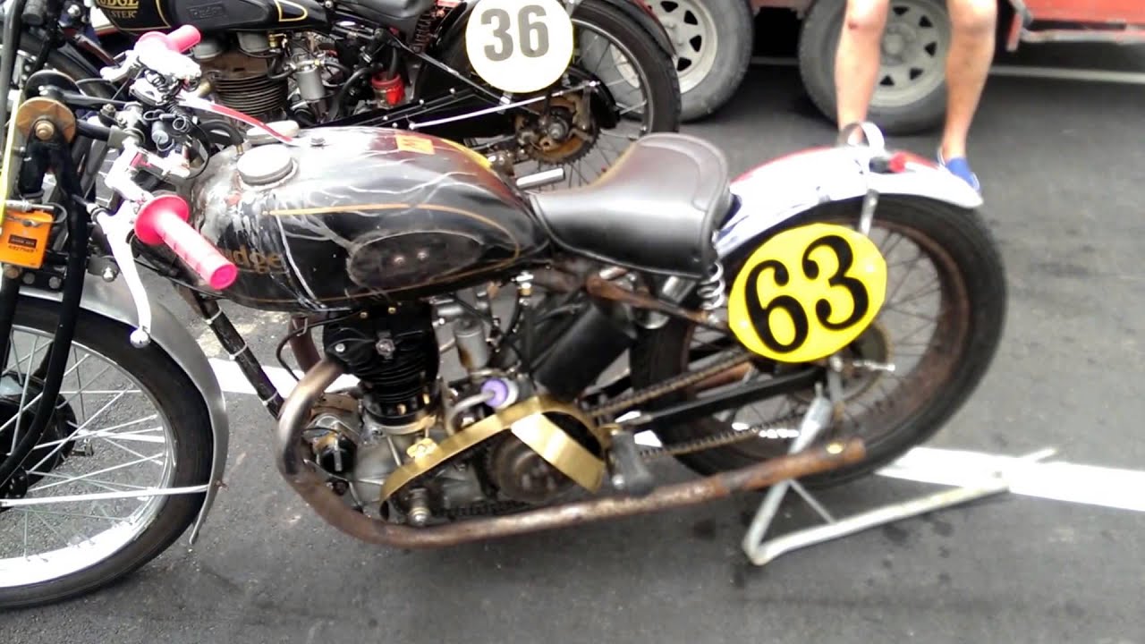 Classic Bikes from Burt Munro Challenge 2015