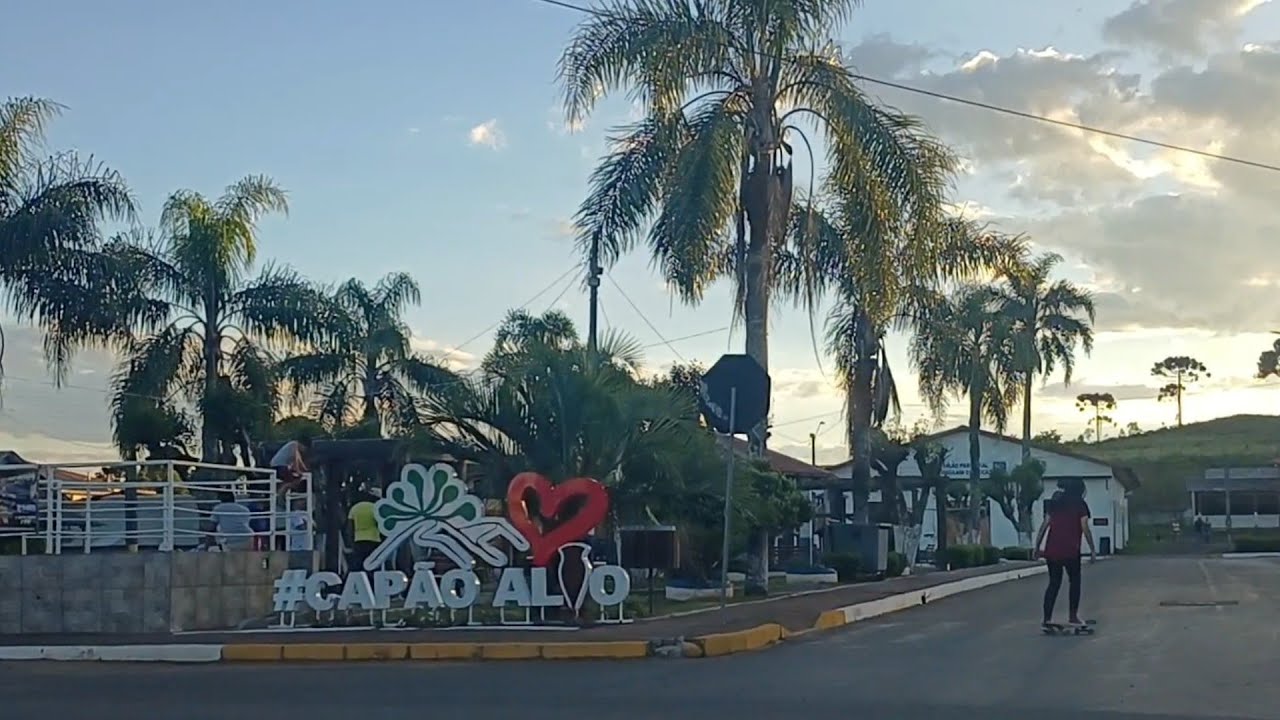 Capão alto andando de carro no centro 