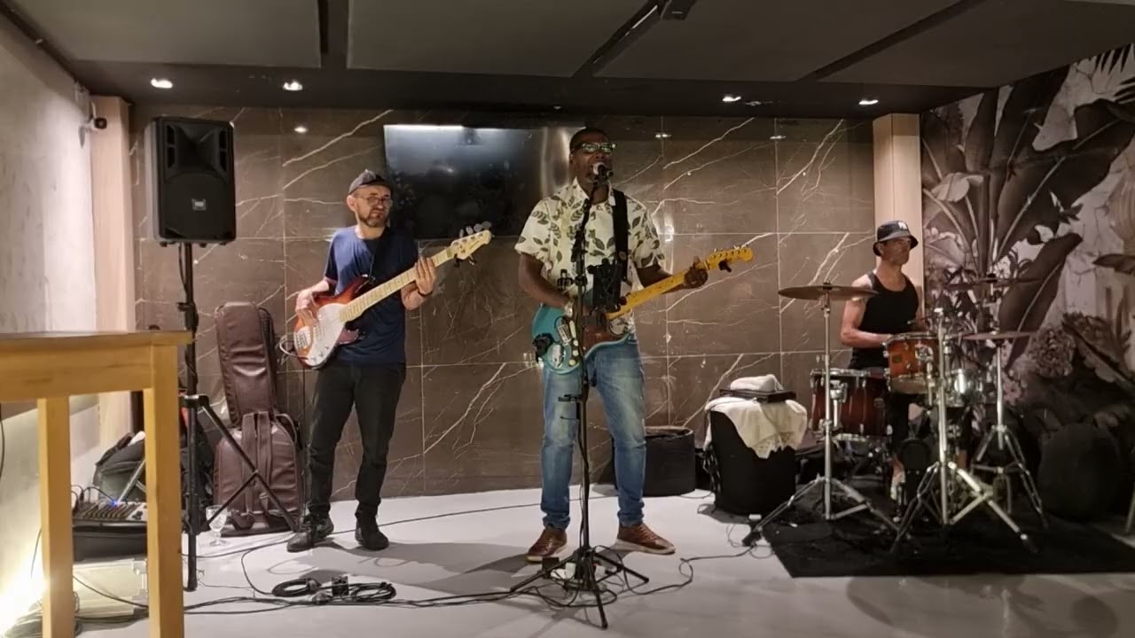 SINA DJAVAN !!!