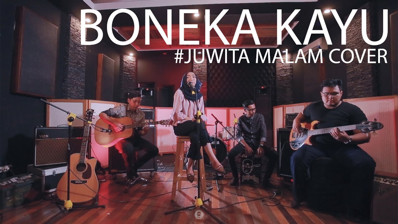 Boneka Kayu 