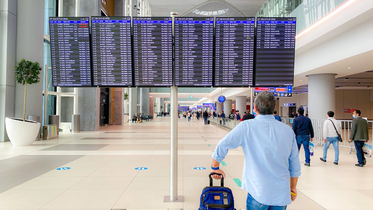 THE TERMINAL: 8 Hours at the Airport... (shot on iPhone in UHD 4K)