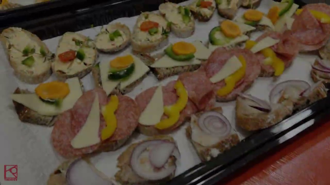 Theater Konfrontation Buffet