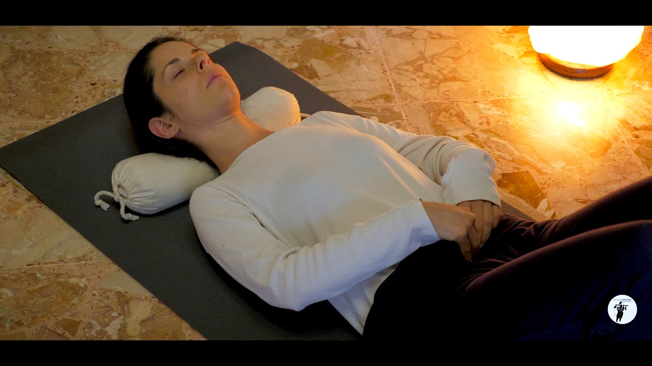 AUTO SHIATSU - Anpuku, auto trattamento della zona addominale