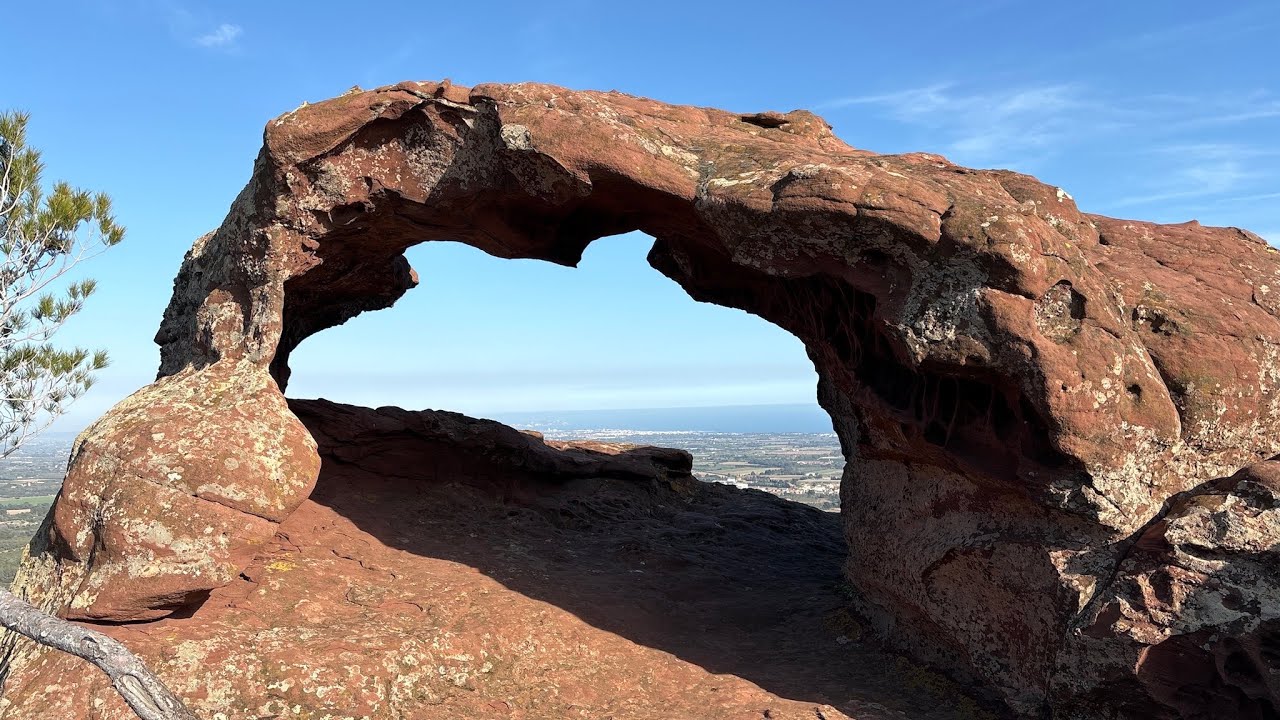 Mare de Dèu de la Roca, Roca Foradada, Foradada de l’Areny ( una volta per l’Areny)