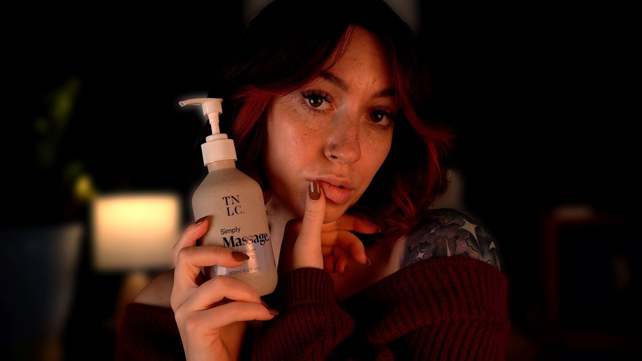 ASMR | Let Me Spoil Your Ears Tonight ☺️[oil ear massage, cleaning, and tapping]