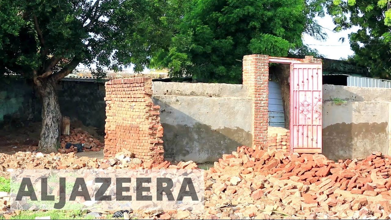 Flash floods destroy thousands of homes in Sudan