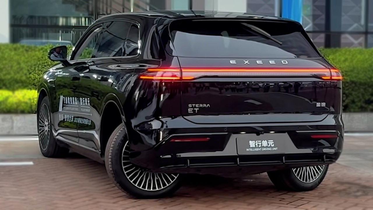 Передовые технологии Chery Group, автомобильные танцы, развороты на месте, демонстрация вождения-...