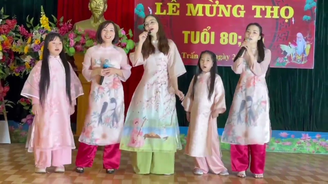 Thôn Đào Thịnh 6 xã Trấn Yên mừng thọ các cụ tuổi 80, 70