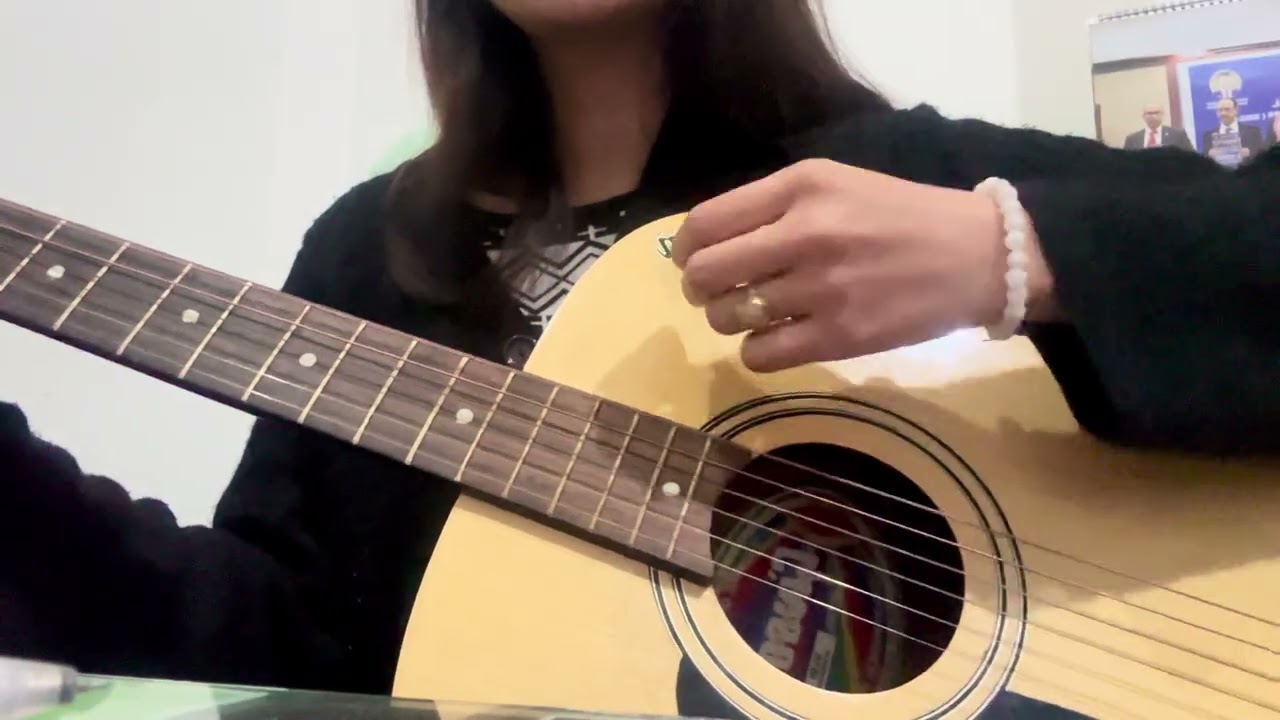 Meikhu - Life in limbo | short cover