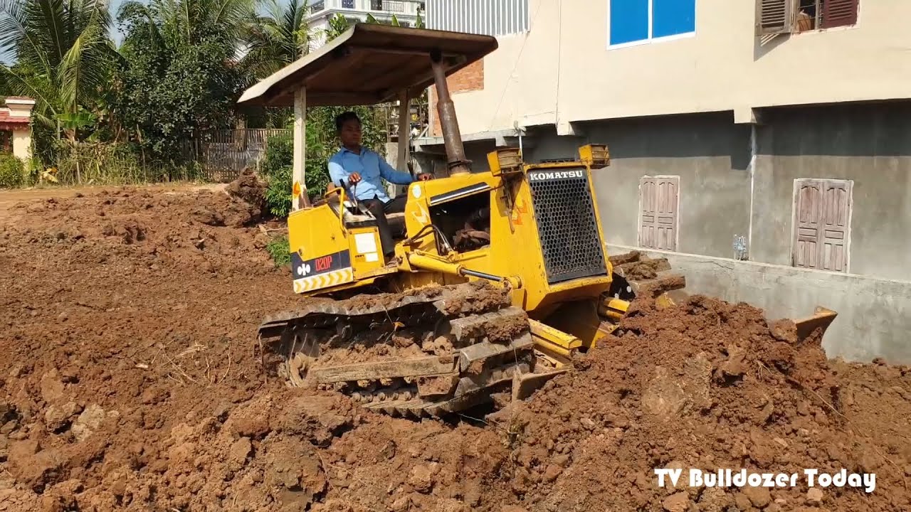 Step 2 Mini Bulldozer DumpTruck Land transport and clearing KOMATSU D20P