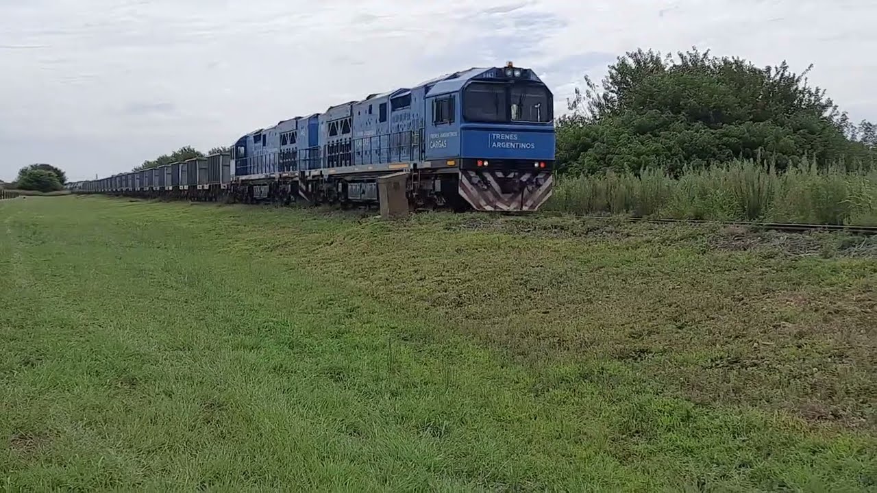 TREN DE CARGA EN TANDEM CON LAS CRRC 9462 Y 9457