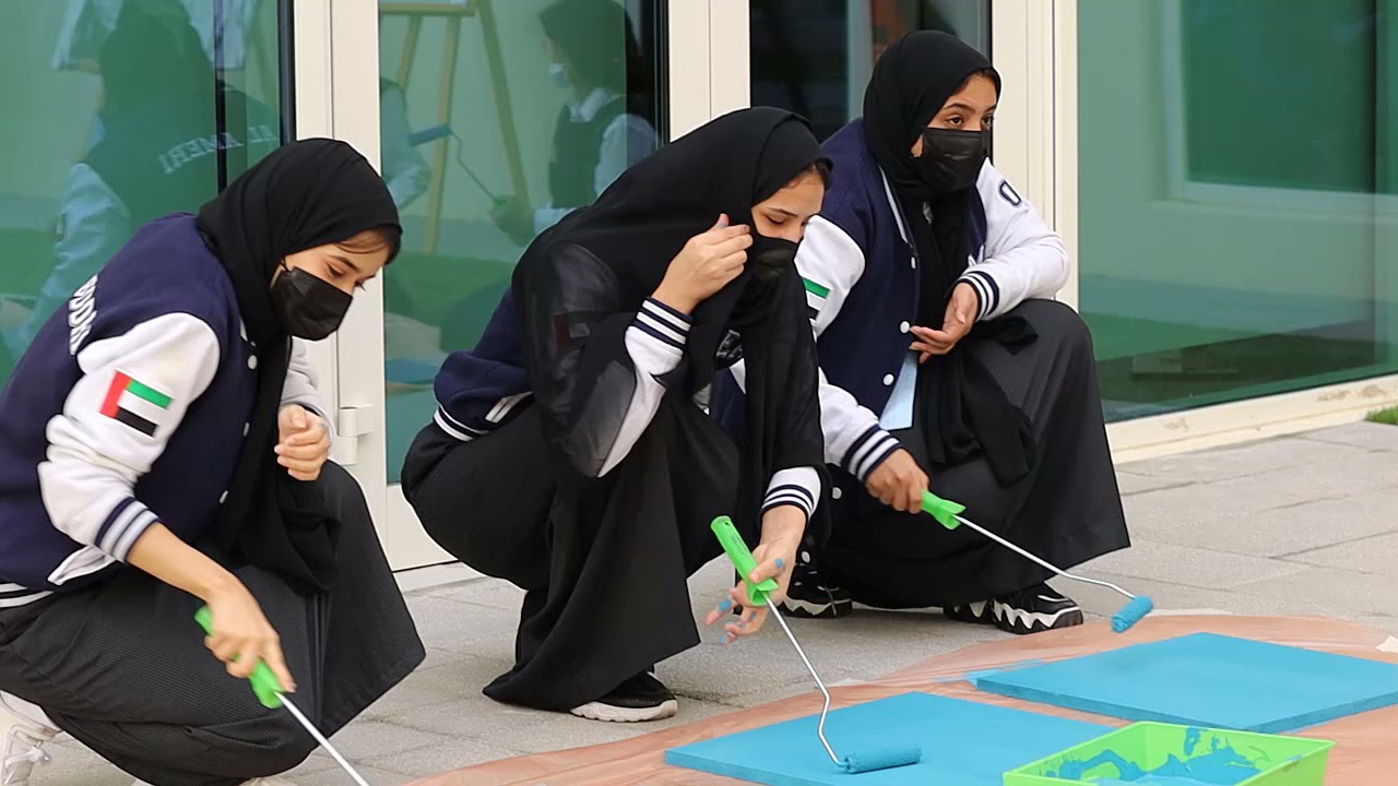 جدارية عيشي بلادي