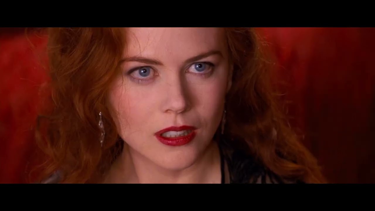 Nicole Kidman Moulin Rouge 2001 cutting 3