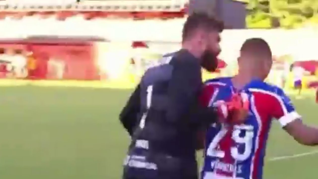 CENAS LAMENT&Aacute;VEIS! 9 JOGADORES EXPULSOS - VIT&Oacute;RIA X BAHIA