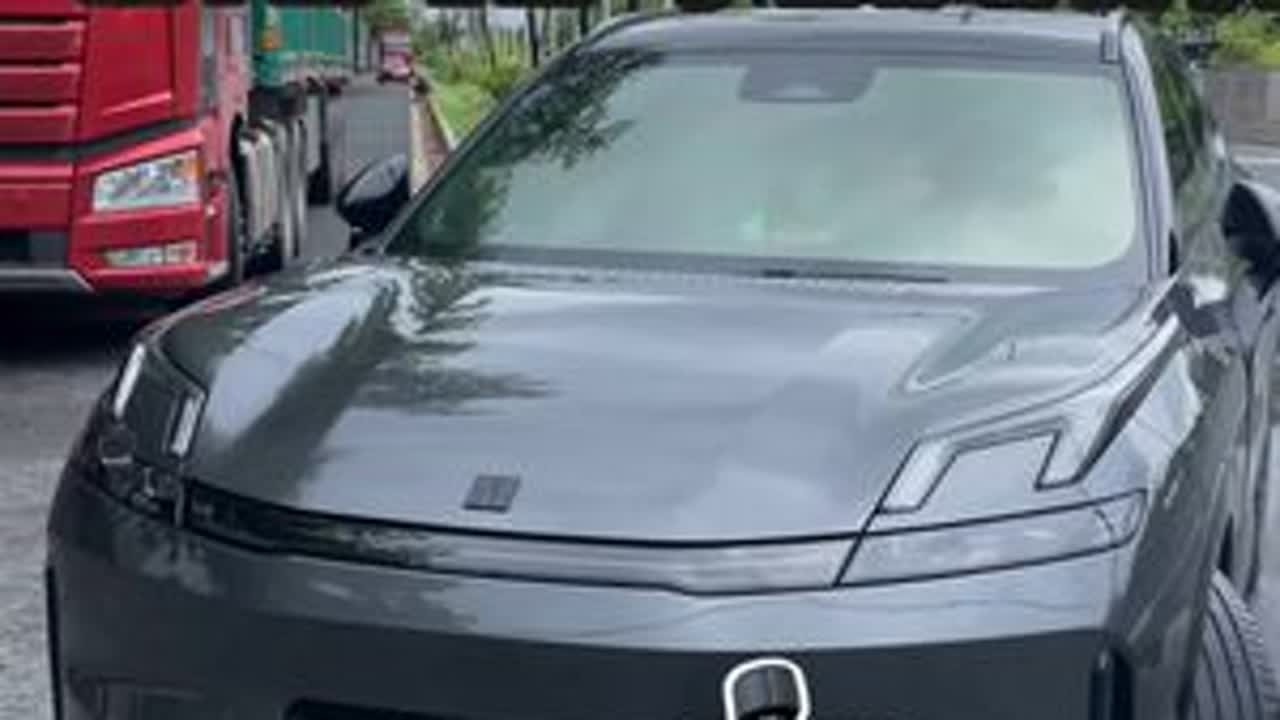 每次看着自己洗完干干净净的车，莫名就有一种成就感#领克08#苹果生态最友好的suv @领克