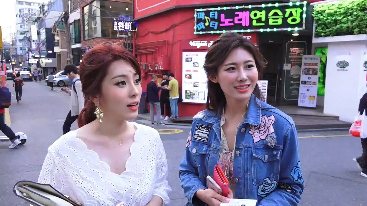 170608 [3] 최군의 길터뷰 (가로수길) 에서 '미녀' 에게 장미주면서 급 고백하기ㅋㅋ - KoonTV
