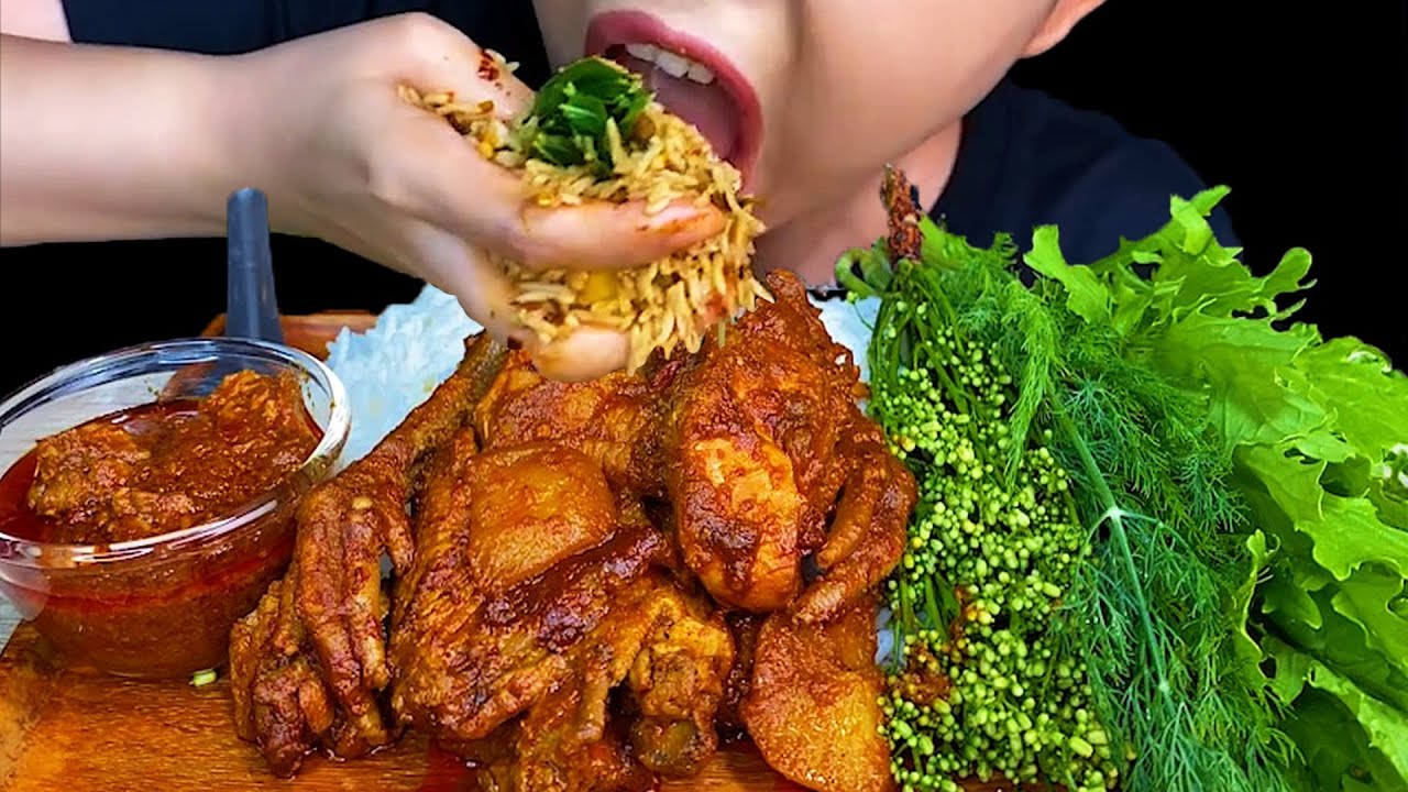 SPICY CHICKEN AND POTATO CURRY WITH RICE
