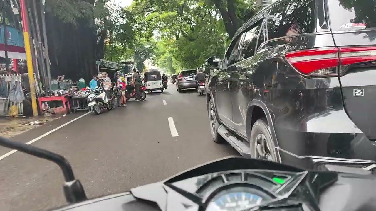 SUASANA MAKASSAR MENJELANG TAHUN BARU #herubiru @herubiru 