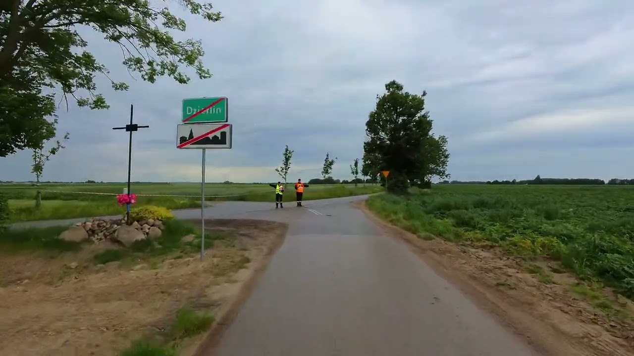 2. BIEG PATRIOTYCZNY ULICAMI CHARŁUPI MAŁEJ I DZIERLINA