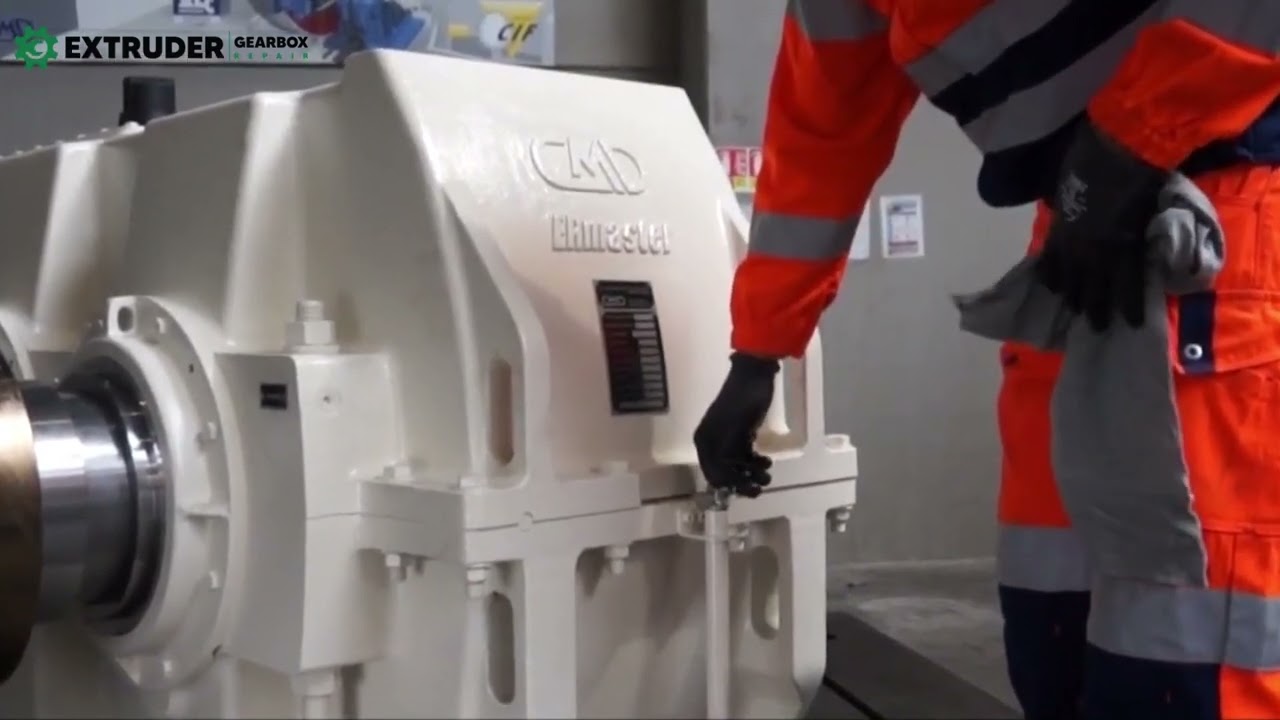 Maintenance and Repair of Industrial Gearboxes Lubrication, Inspection, and Replacement