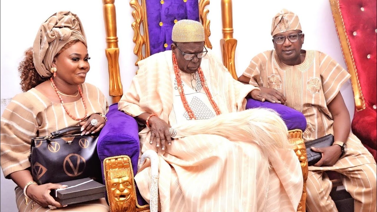 IBADAN MOGAJI CORONATION FOR US-BASED LEKAN GBENRO OF OLUWO SAKOTUN, OKE AREMO