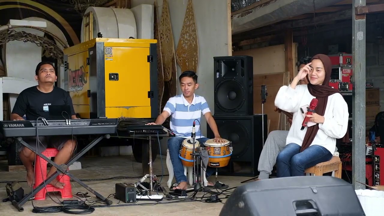 YANK - VENNA ANDRIANA | DICKTA PRODUCTION - COVER WALI BAND