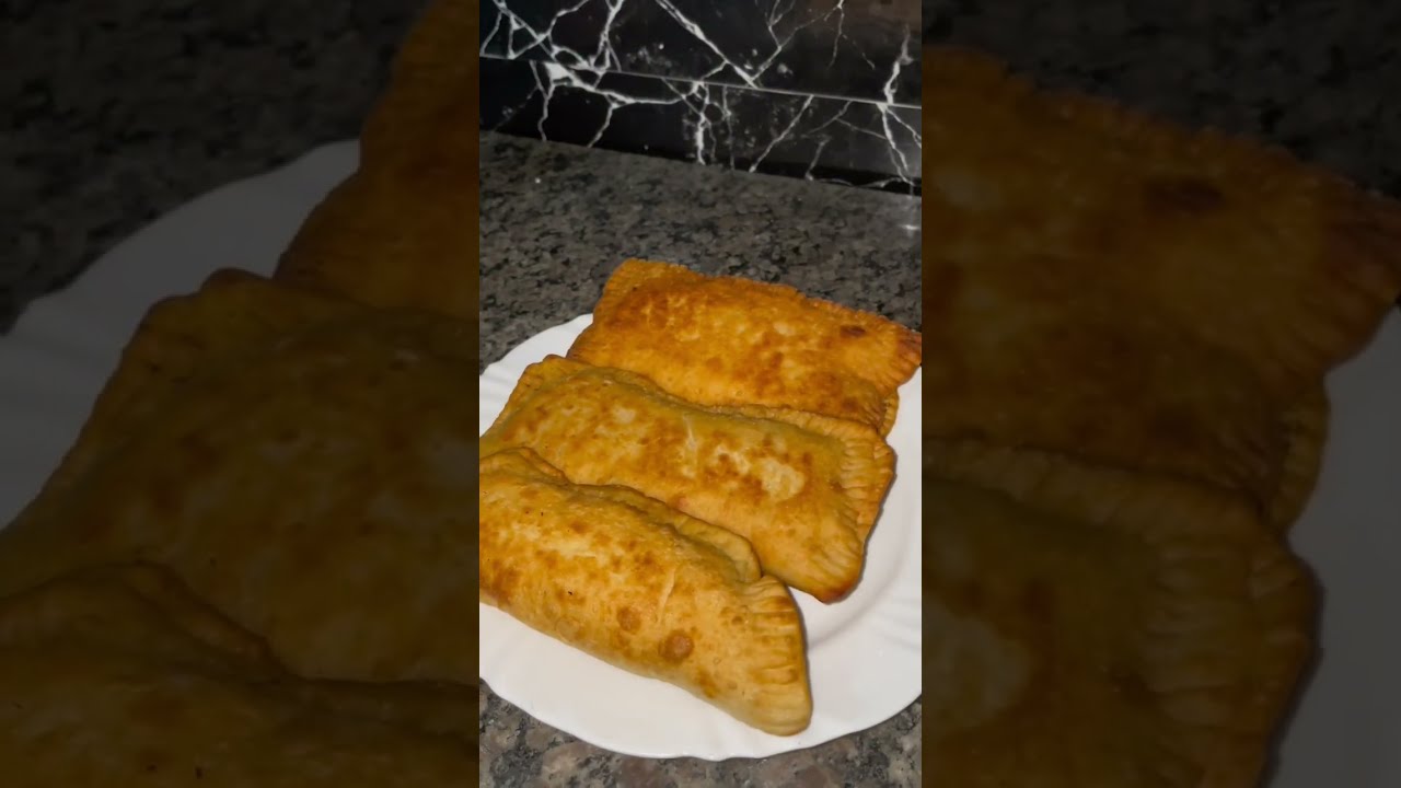 PREPARANDO PASTEL CASEIRO 