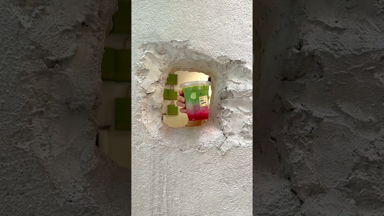 Hidden Hole in the Wall Cafe in Kuala Lumpur, Malaysia! 🤯